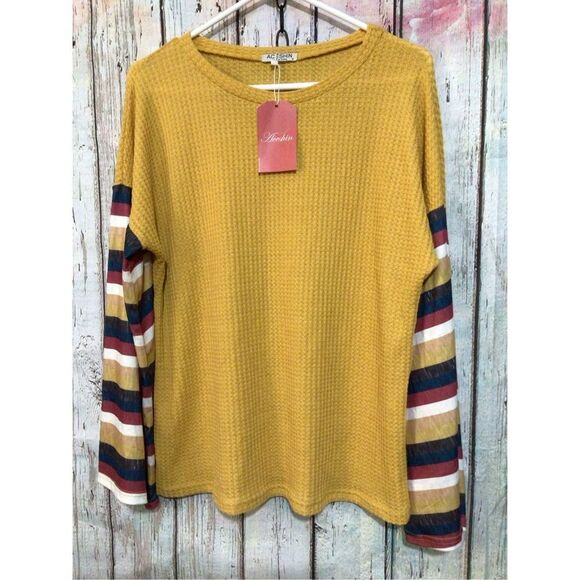 NWT Aceshin Gold Waffle Pattern Top with Colorful Sleeves Size Small ❤️💕 - Picture 10 of 13